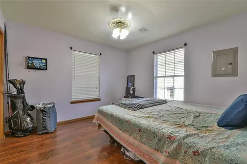 Bedroom - 109 E Hayes St, Norman, OK 73069 photo 3 of 4
