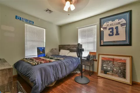 Bedroom - 109 E Hayes St, Norman, OK 73069 photo 4 of 4