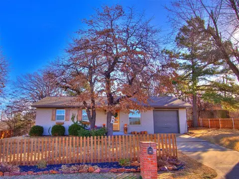 8150 Cedar Ln, Edmond, OK 73034