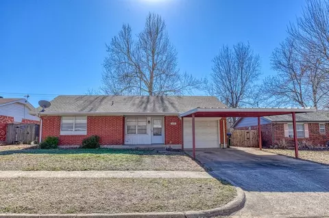 602 Redwood Dr, Noble, OK 73068