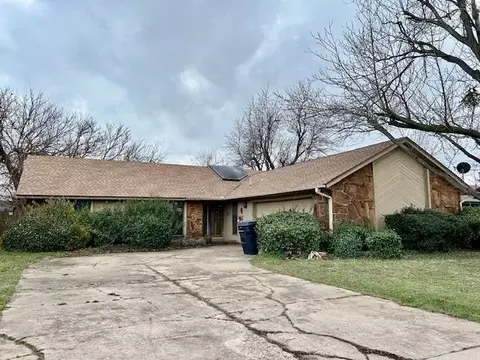 4 SW 66th St, Oklahoma City, OK 73139