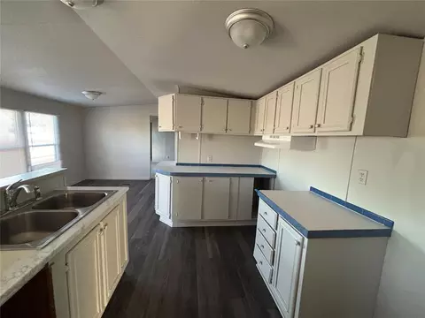 Kitchen - 101 W Oak Hill Dr, Mcloud, OK 74851 photo 3 of 3