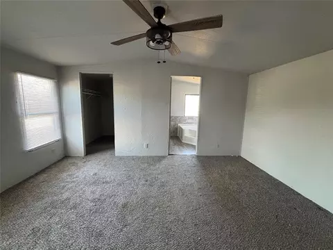 Bedroom - 101 W Oak Hill Dr, Mcloud, OK 74851 photo 3 of 3
