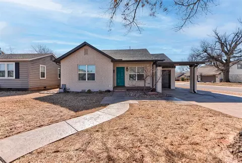 6814 NW 45th St, Bethany, OK 73008