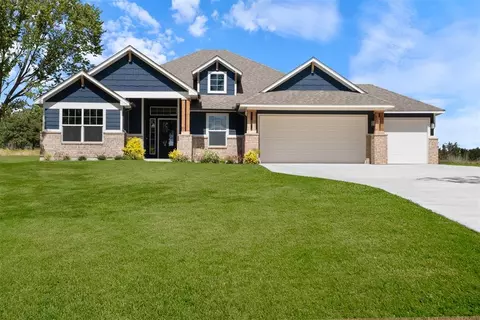 17427 240th St, Washington, OK 73093
