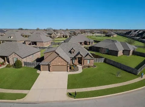 3013 Terrace Park Trl, Norman, OK 73069
