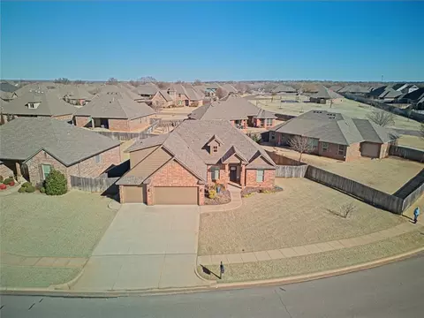 3013 Terrace Park Trl, Norman, OK 73069