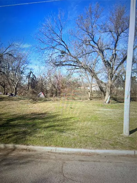 2000 SW 14th St, Oklahoma City, OK 73108