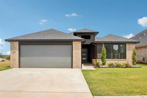 4817 Sand Lily Ln, Edmond, OK 73034
