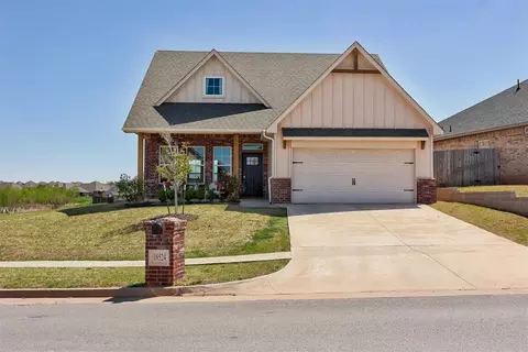 18524 Autumn Grove Dr, Edmond, OK 73012