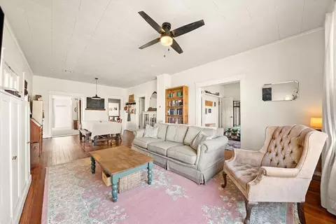 Living - 1123 E Oklahoma Ave, Guthrie, OK 73044 photo 3 of 3