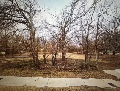1944 SW 10th St, Oklahoma City, OK 73108