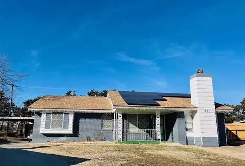 301 Rock Pl, Moore, OK 73160