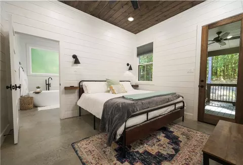 Bedroom - 37 Alder Trl, Broken Bow, OK 74728 photo 1 of 5