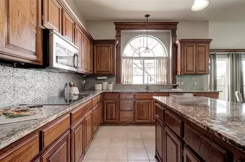 2524 Renwick Ave, Oklahoma City, OK 73128