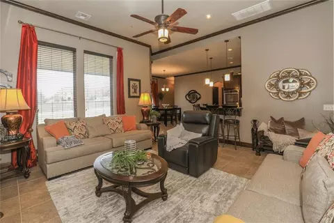 Living - 1663 NW 35th Ter, Newcastle, OK 73065 photo 3 of 5
