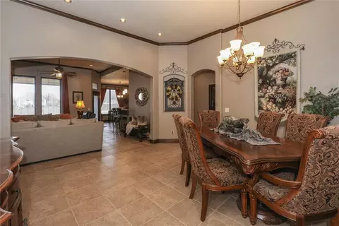 Dining - 1663 NW 35th Ter, Newcastle, OK 73065 photo 3 of 5
