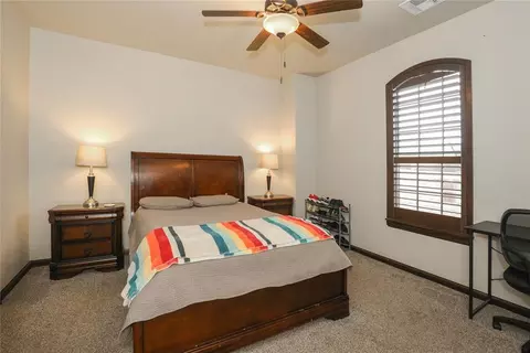 Bedroom - 1663 NW 35th Ter, Newcastle, OK 73065 photo 4 of 10