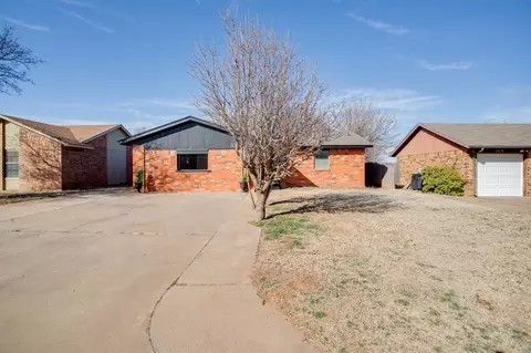 2814 Wildoak, Enid, OK 73701