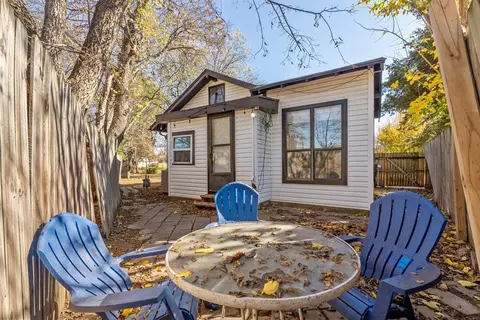 Exterior - 409 W Daws St, Norman, OK 73069 photo 6 of 12