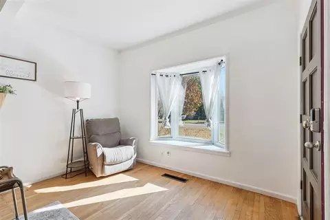 Living - 409 W Daws St, Norman, OK 73069 photo 3 of 3