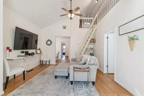 Living - 409 W Daws St, Norman, OK 73069 photo 2 of 3