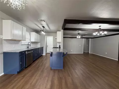 1809 N Purdue Pl, Oklahoma City, OK 73127