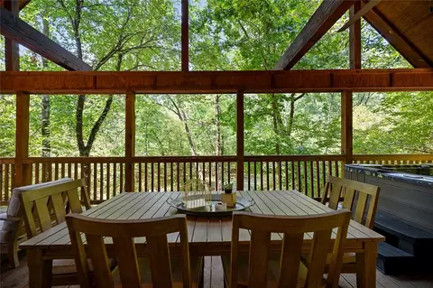 Exterior - 83 Davis Trl, Broken Bow, OK 74728 photo 8 of 11