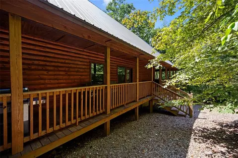 Exterior - 83 Davis Trl, Broken Bow, OK 74728 photo 4 of 11