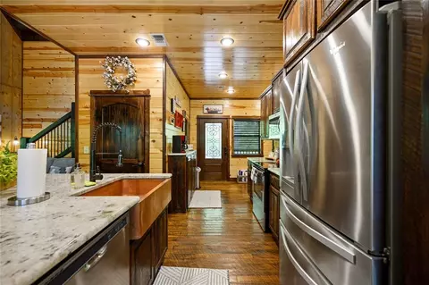 Kitchen - 83 Davis Trl, Broken Bow, OK 74728 photo 3 of 3