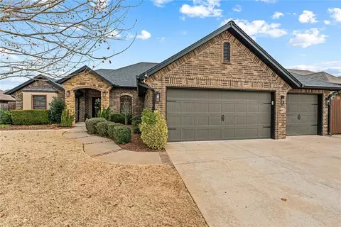 2124 Sycamore Creek Ave, Yukon, OK 73099