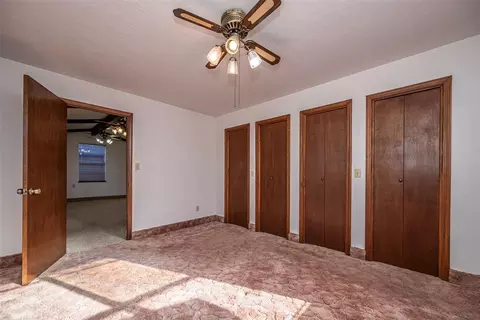 Bedroom - 104 SE 2nd St, Tuttle, OK 73089 photo 7 of 7