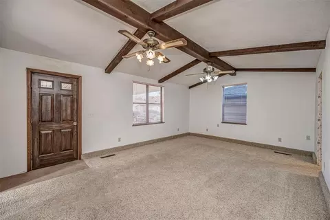 Living - 104 SE 2nd St, Tuttle, OK 73089 photo 3 of 5