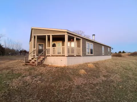 21863 Fishmarket Rd, Tecumseh, OK 74873