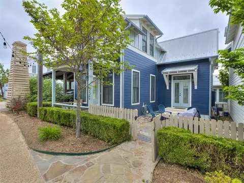33 Boardwalk Ave #C, Carlton Landing, OK 74432