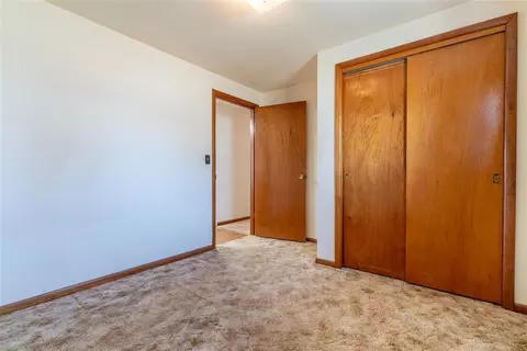 Bedroom - 1200 W Main St, Watonga, OK 73772 photo 4 of 6