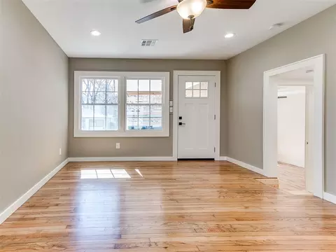 Living - 1021 W Apache St, Norman, OK 73069 photo 1 of 6