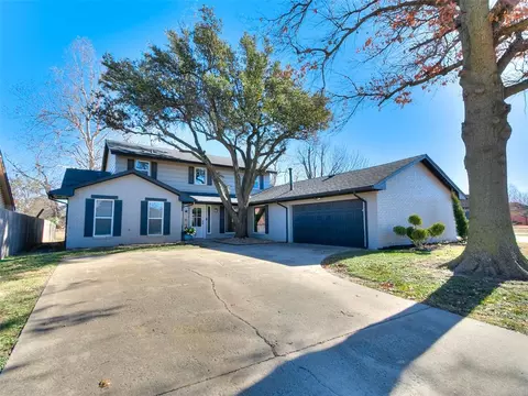 11804 Somerville Dr, Yukon, OK 73099