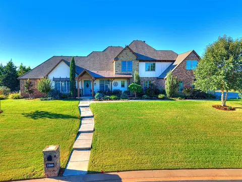 2580 Loblolly Ln, Edmond, OK 73012