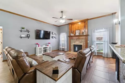 Other - 3305 Sharon Dr, Moore, OK 73160 photo 4 of 12