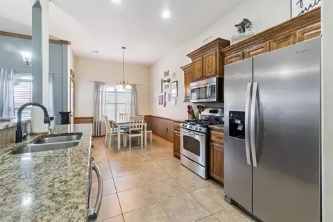 Kitchen - 3305 Sharon Dr, Moore, OK 73160 photo 1 of 6
