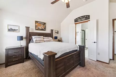 Bedroom - 3305 Sharon Dr, Moore, OK 73160 photo 4 of 8