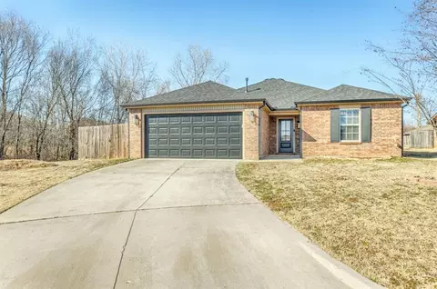 697 NE 20th Ter, Newcastle, OK 73065