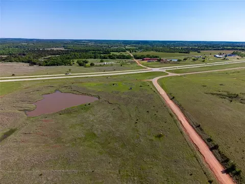 6664 N Hiwassee Rd, Coyle, OK 73027