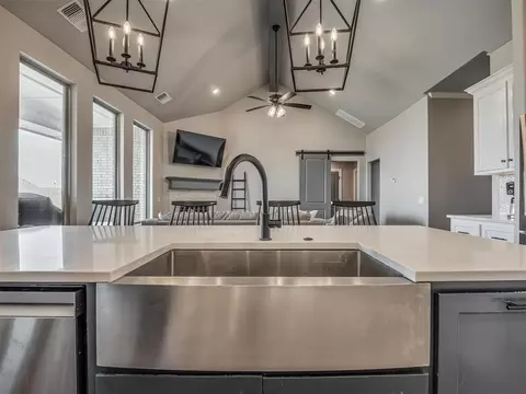 2801 Heather Hvn, Moore, OK 73160 photo 15