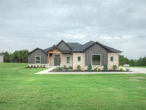 9329 Eliana Dr, Guthrie, OK 73004
