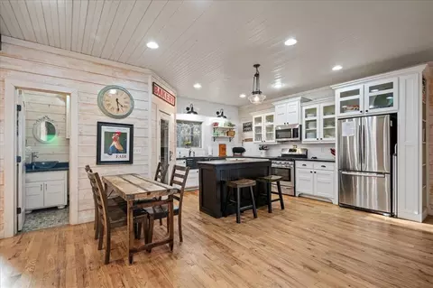 Kitchen - 109 Mountain Pine Trl, Broken Bow, OK 74728 photo 1 of 5