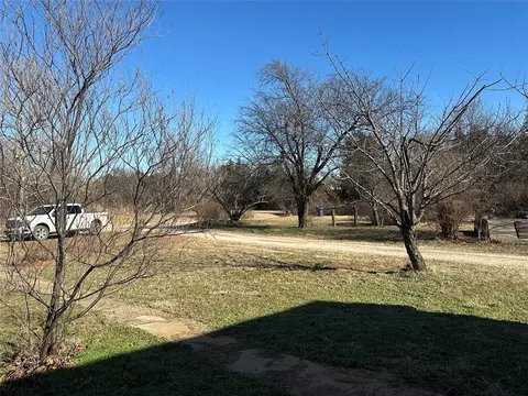 10001 S Post Rd, Guthrie, OK 73044 photo 3