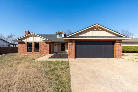 126 Meadows Ln, Shawnee, OK 74804