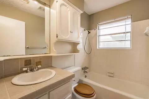 Bath - 1220 E Brooks St, Norman, OK 73071 photo 1 of 3